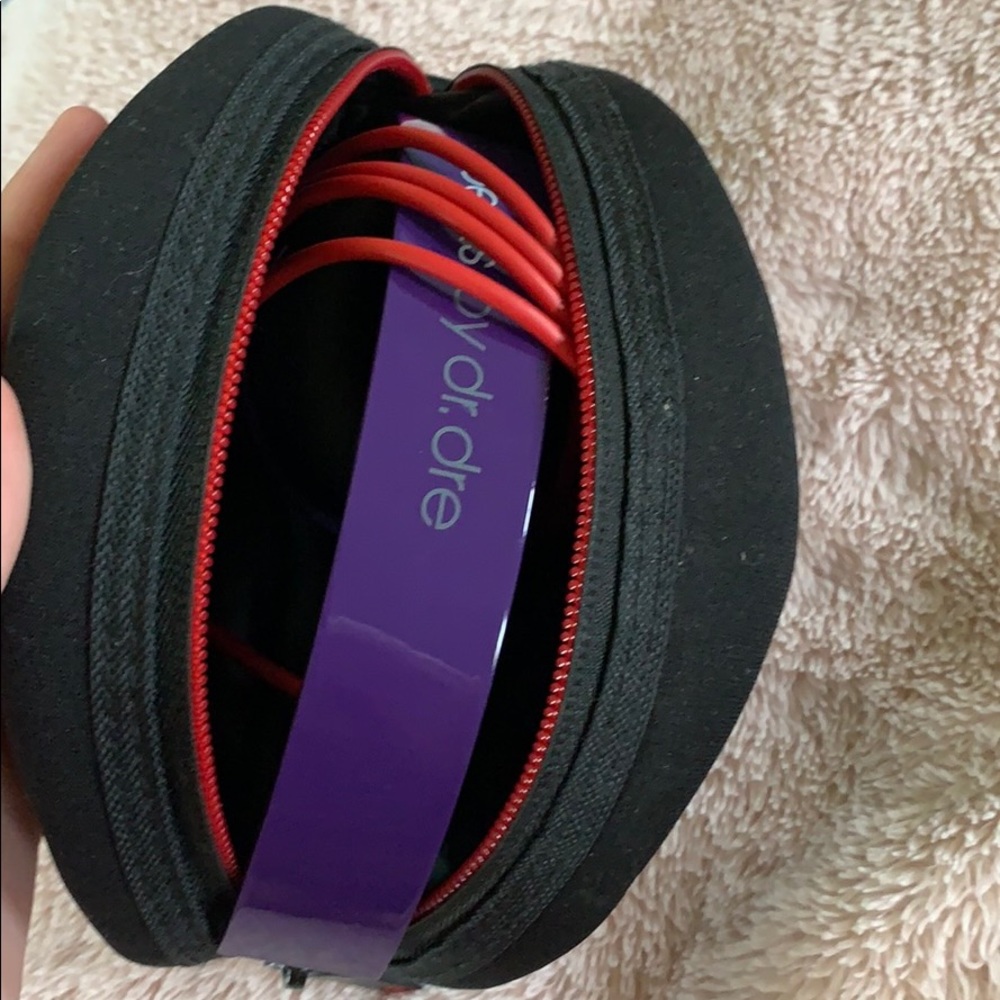 beats (headphones)